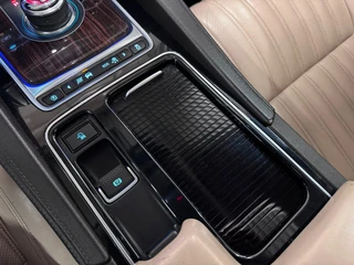 Jaguar F-PACE – thumbnail 19
