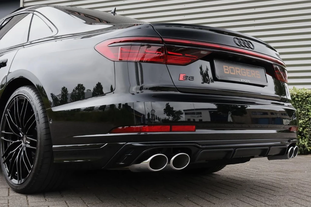 Audi S8 – foto 6