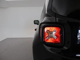 Jeep Renegade – thumbnail 22