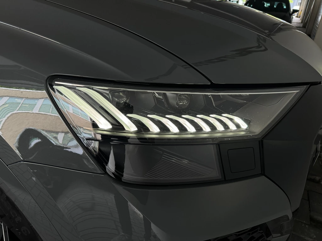 Audi RSQ8 – foto 36