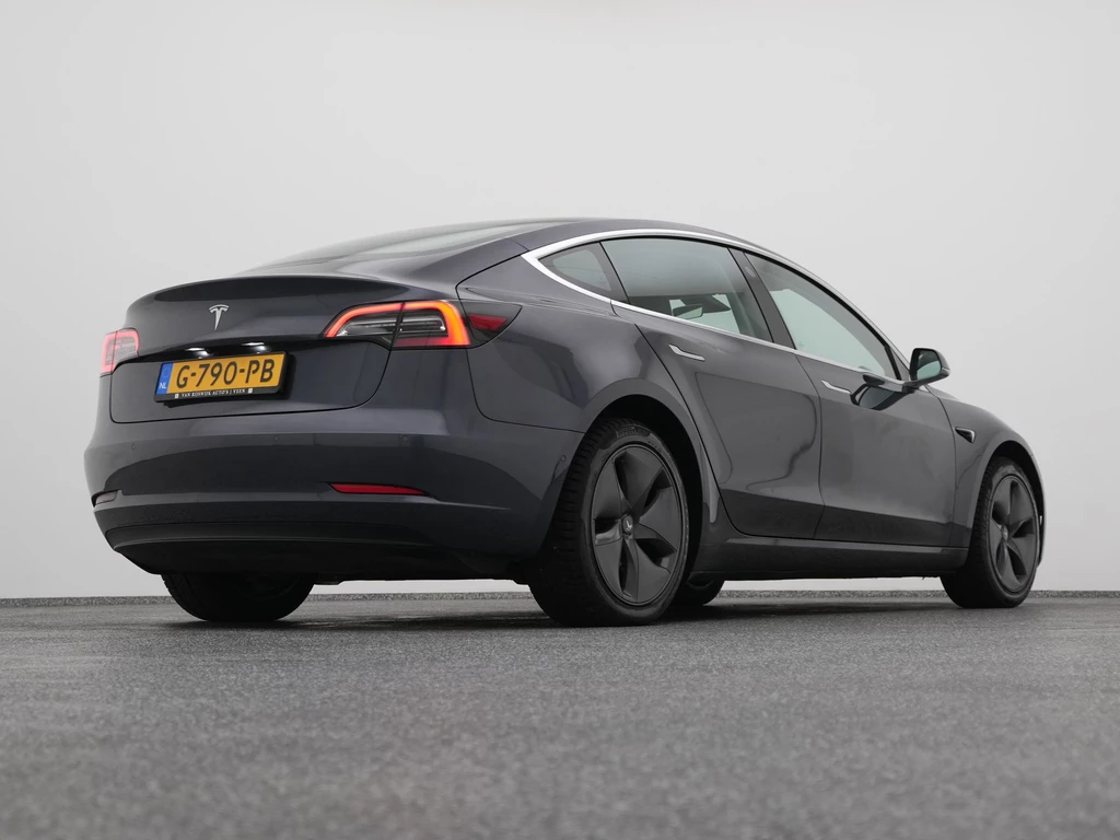 Tesla Model 3 – foto 12