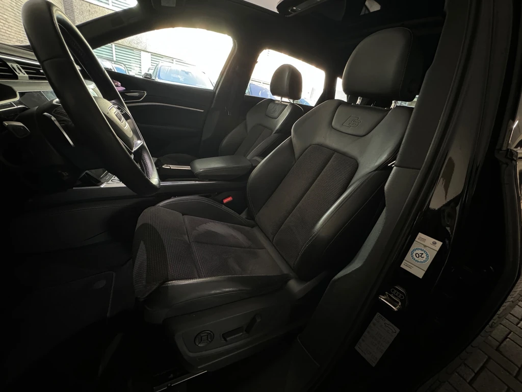 Audi e-tron – foto 12