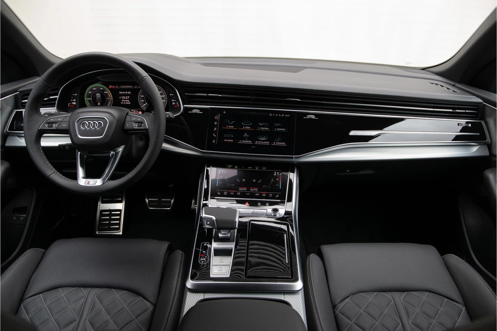 Audi Q8 – foto 11