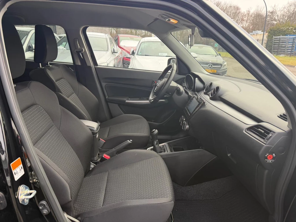 Suzuki Swift – foto 16