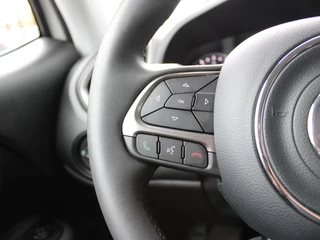 Jeep Renegade – thumbnail 20