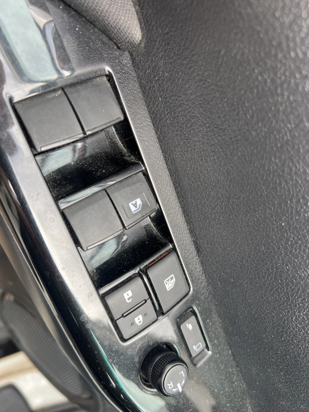 Toyota Hilux – foto 23