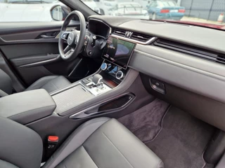 Jaguar F-PACE – thumbnail 7