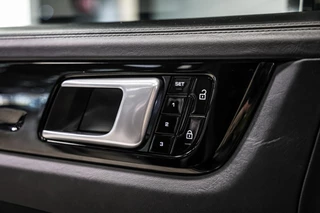 Porsche Cayenne – thumbnail 38