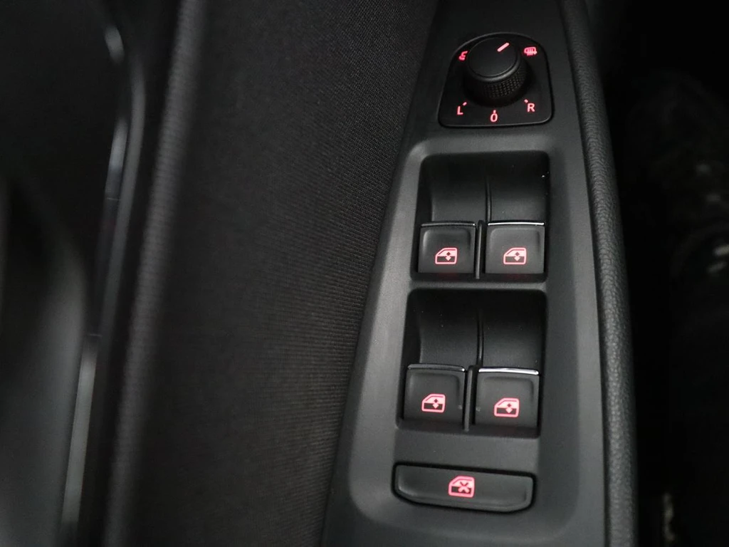 SEAT Leon – foto 38