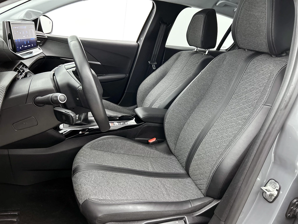 Peugeot 208 – foto 42