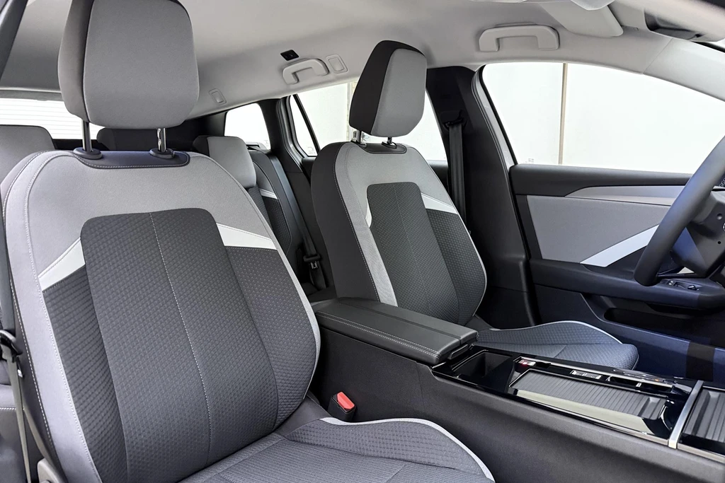 Opel Astra – foto 12