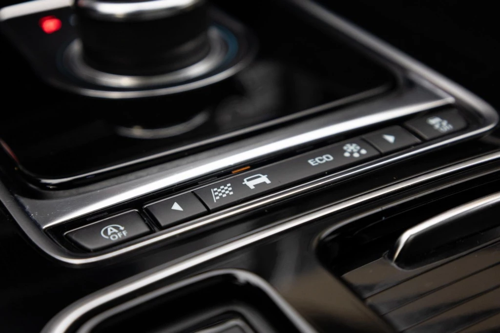 Jaguar F-PACE – foto 25