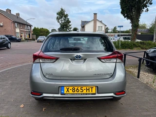 Toyota Auris – thumbnail 4