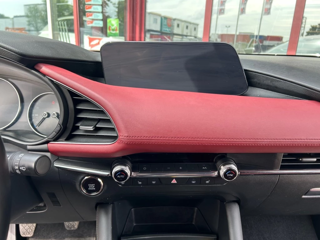 Mazda 3 – foto 17
