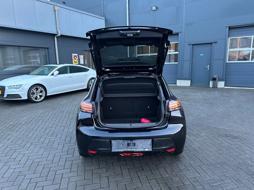 Peugeot 208 – foto 8