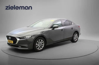 Mazda 3 – thumbnail 1