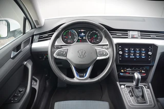Volkswagen Passat – thumbnail 35