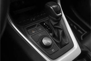 Toyota RAV4 – thumbnail 29