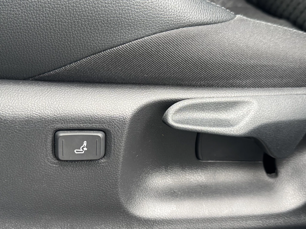 Toyota C-HR – foto 35