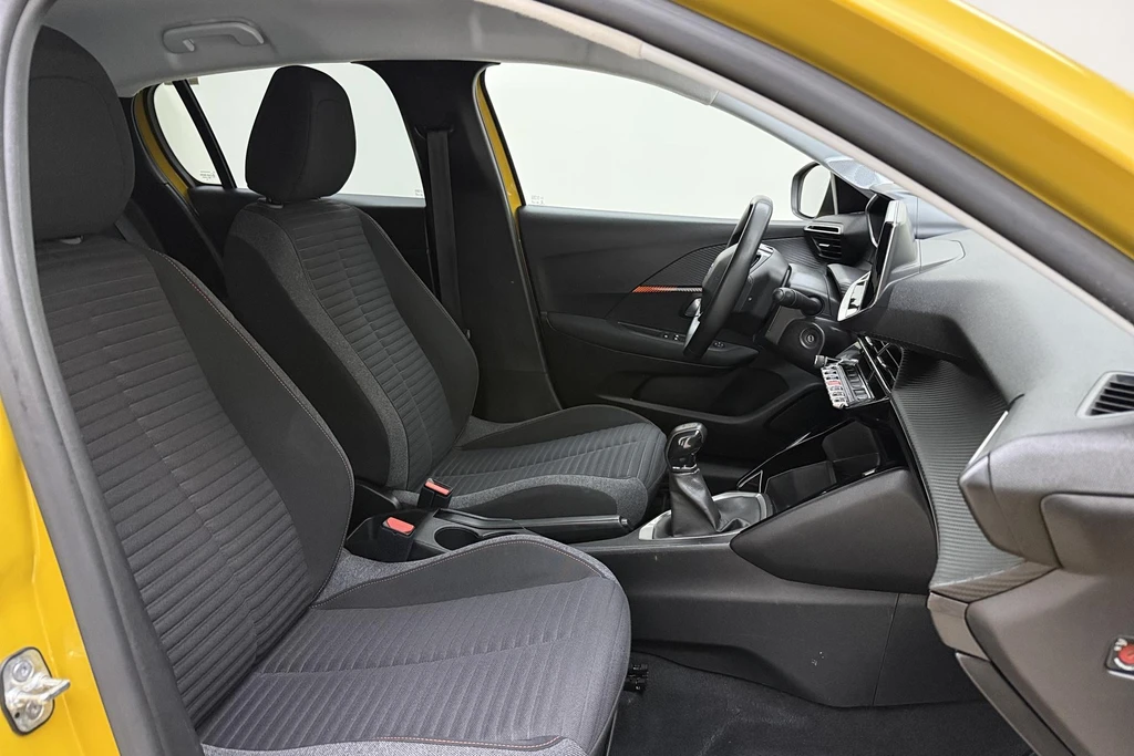 Peugeot 208 – foto 11