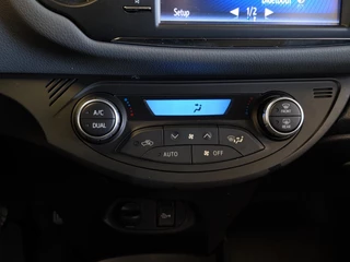 Toyota Yaris – thumbnail 25