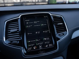 Volvo XC90 – thumbnail 25