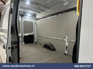 Ford Transit – thumbnail 12