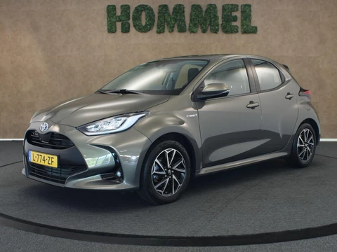 Toyota Yaris 1.5 Hybrid Dynamic - ORIGINEEL NEDERLANDSE AUTO  - AUTOMATISCHE AIRCO - ACHTERUITRIJCAMERA - LICHTMETALEN VELGEN 16 INCH - KEYLESS ENTRY/START - LED KOPLAMPEN - APPLE CARPLAY/ANDROID AUTO - BOTS HERKENNING