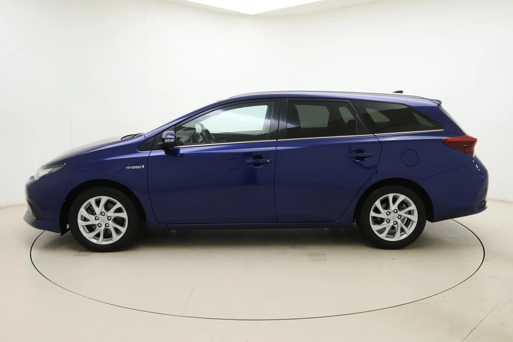 Toyota Auris – foto 2