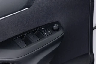 Toyota Yaris – thumbnail 9