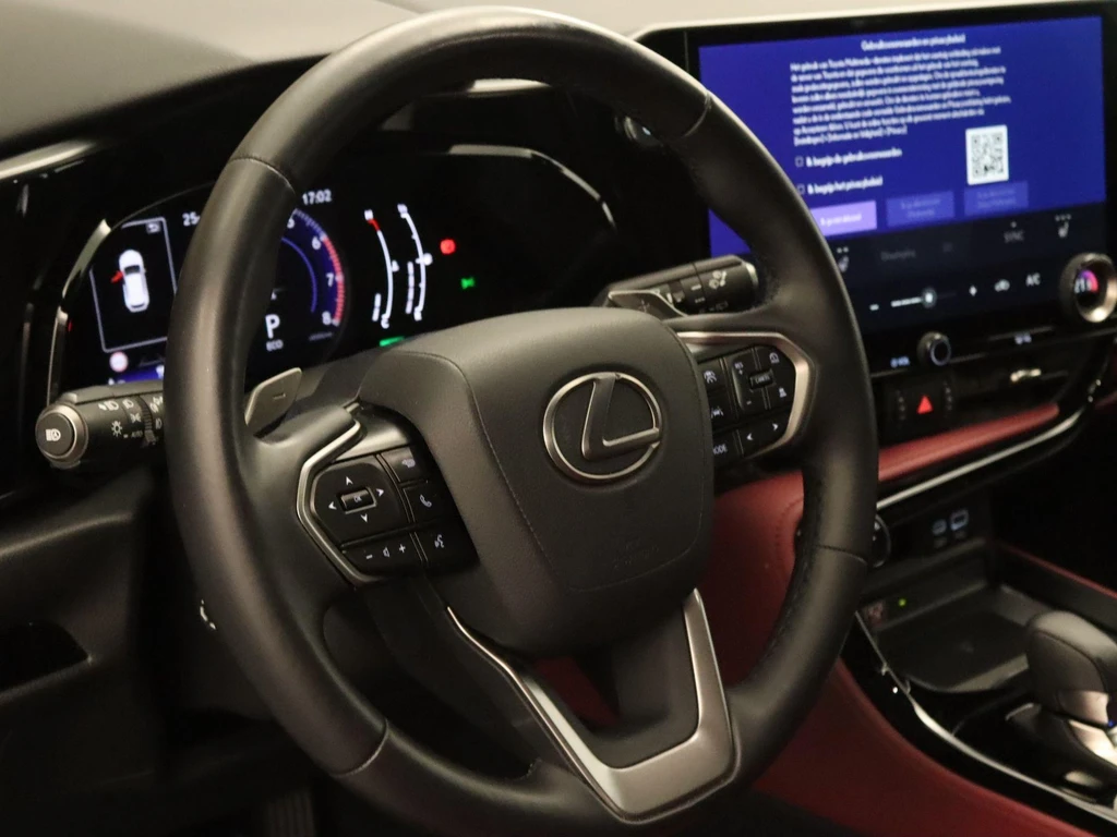 Lexus NX – foto 11