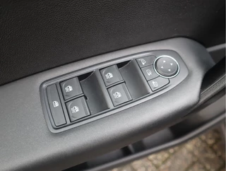 Renault Captur – thumbnail 16