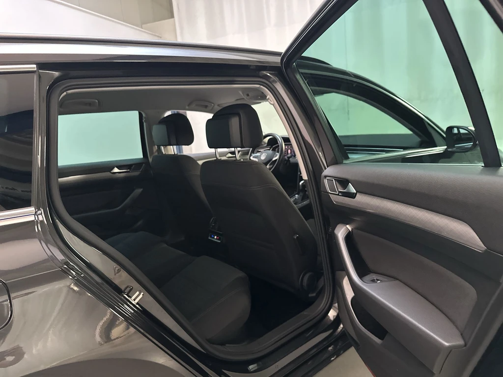 Volkswagen Passat – foto 16