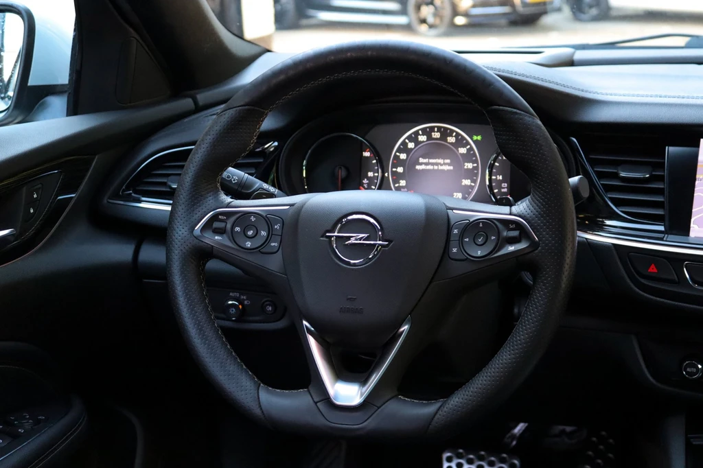 Opel Insignia – foto 18