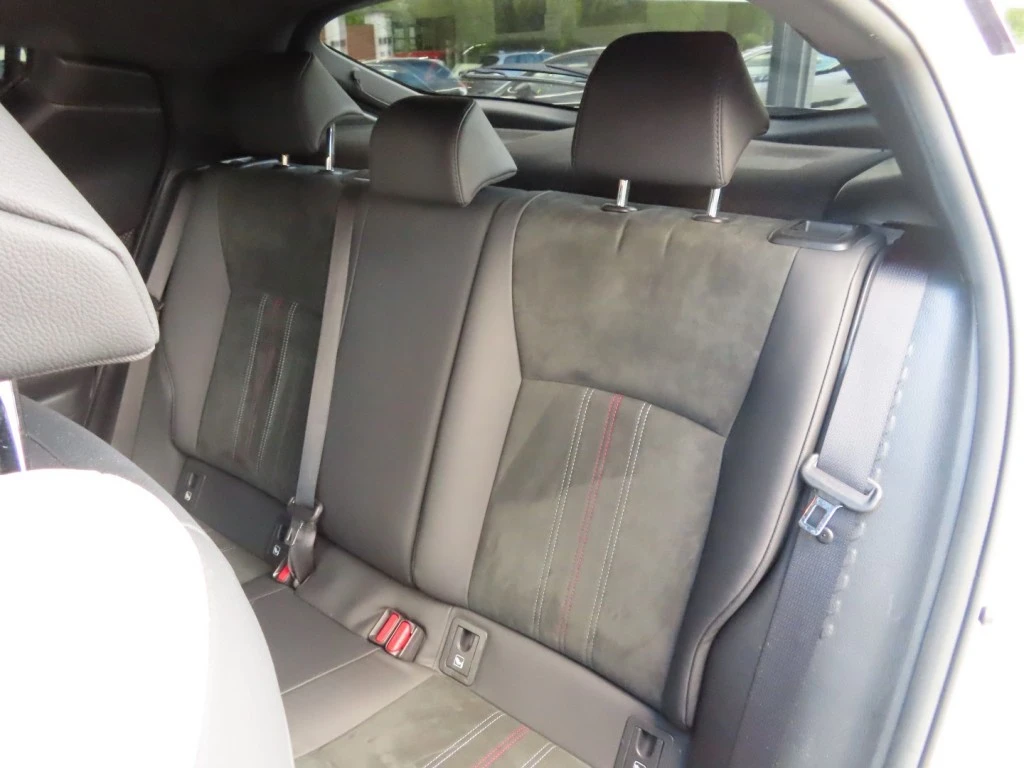 Toyota C-HR – foto 16