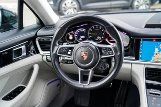 Porsche Panamera – thumbnail 25