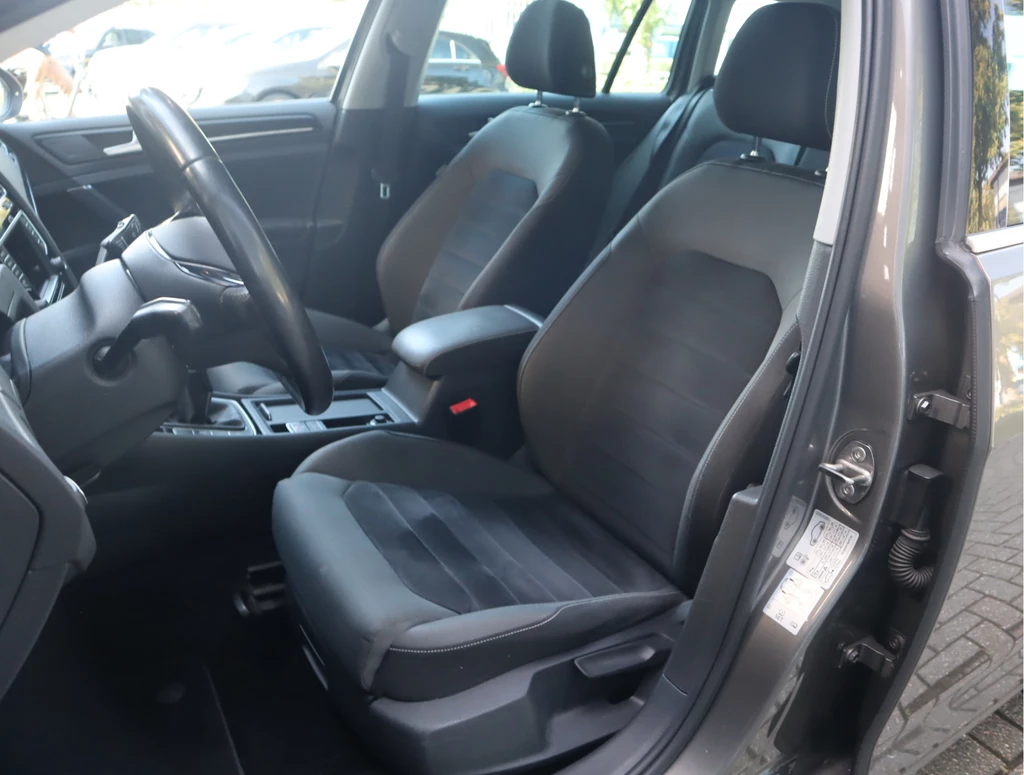 Volkswagen Golf – foto 23
