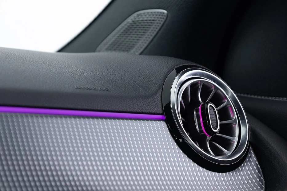 Mercedes-Benz EQA – foto 37
