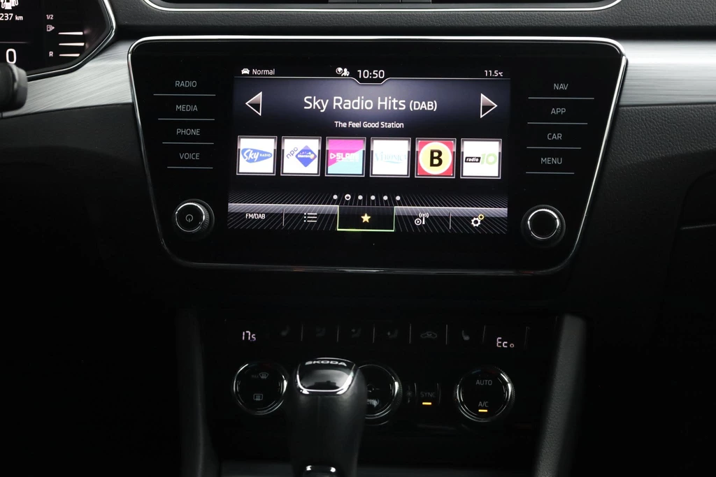 Škoda Superb – foto 32