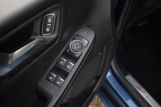 Ford Kuga – thumbnail 28