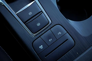 Ford Kuga – thumbnail 41