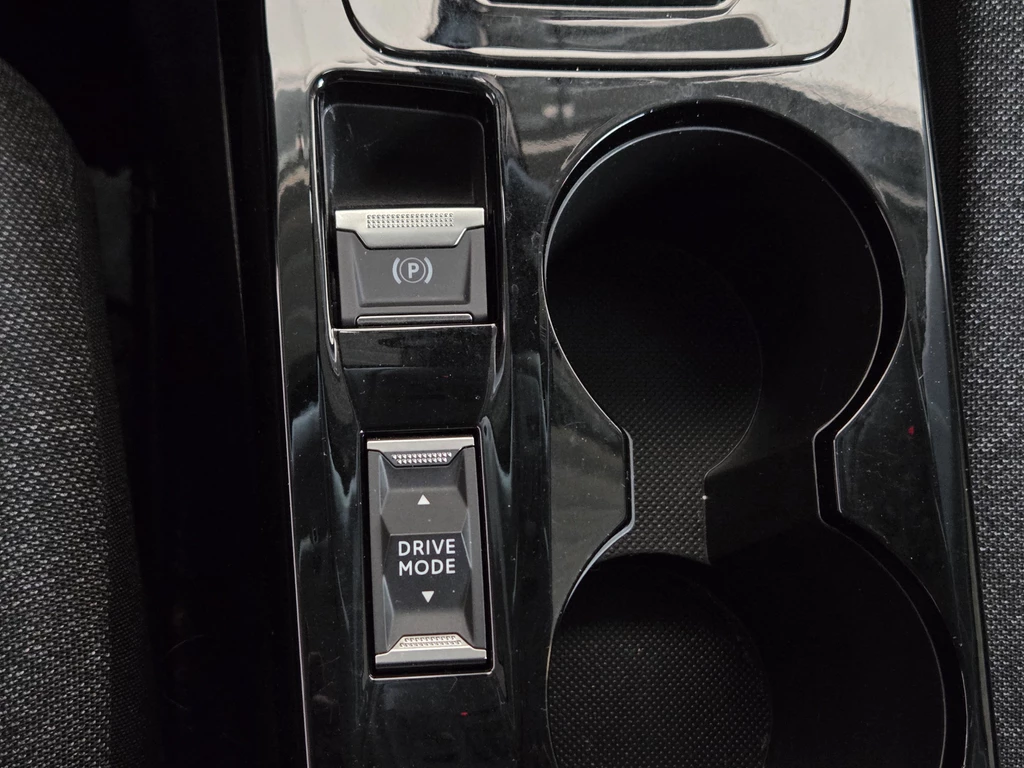 Peugeot e-2008 – foto 36