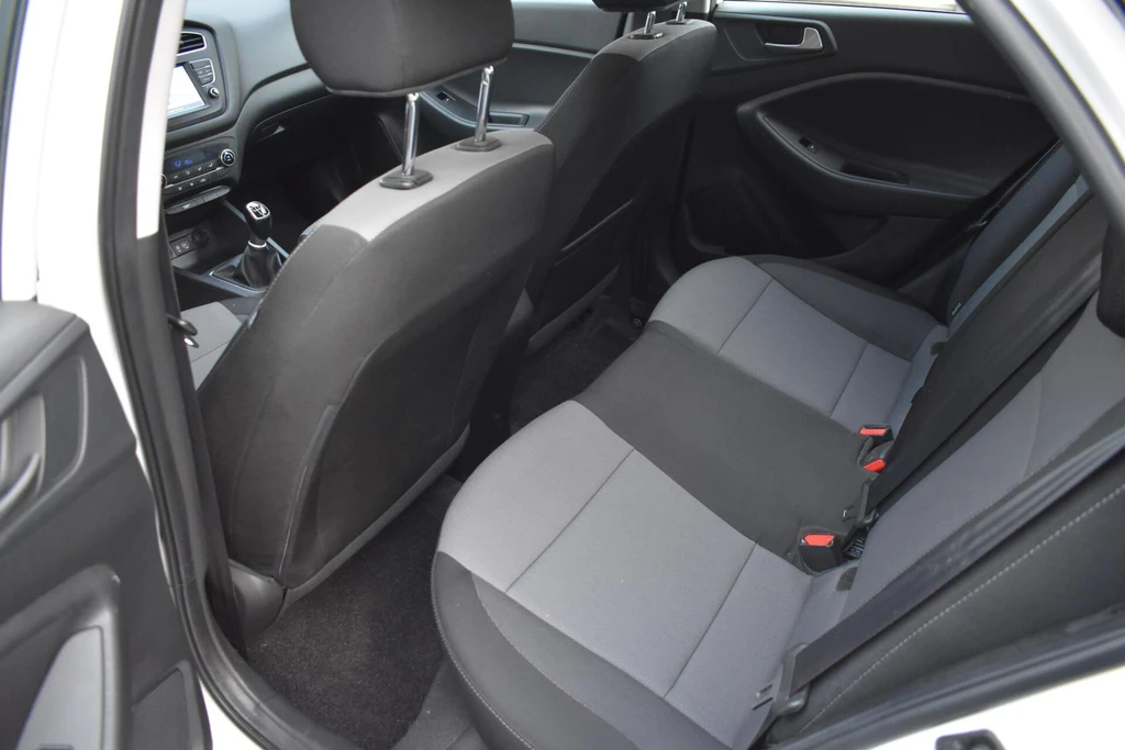 Hyundai i20 – foto 7
