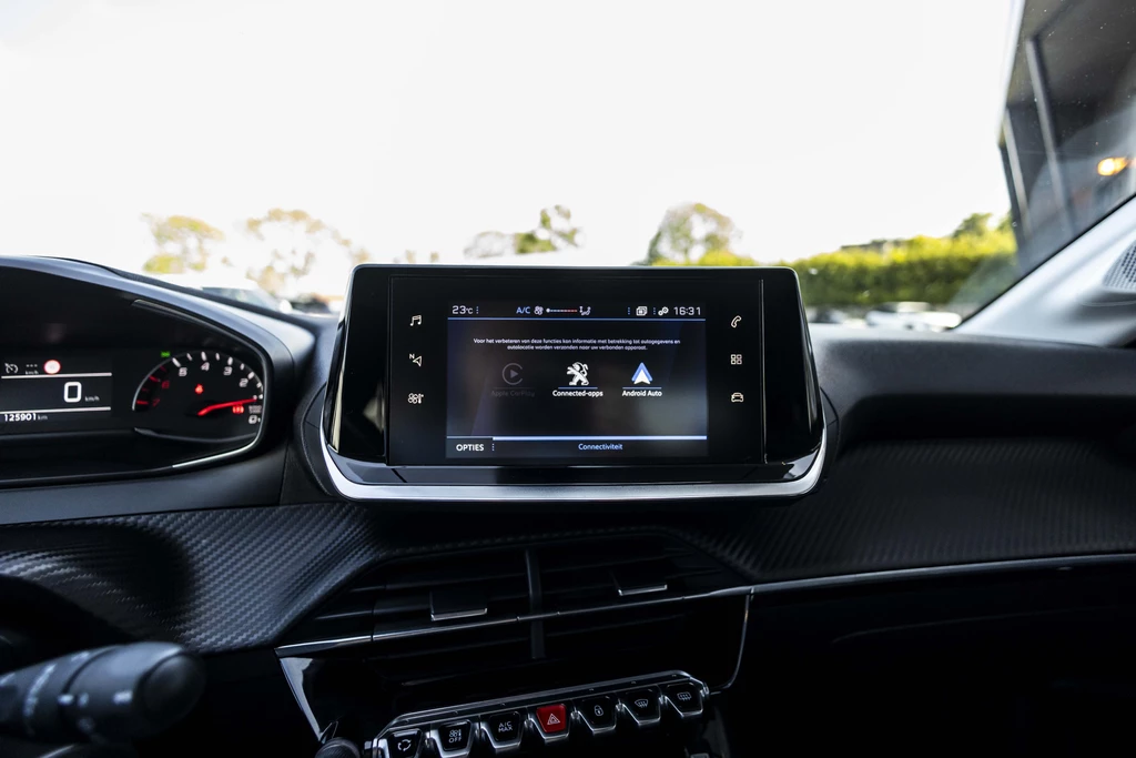 Peugeot 208 – foto 23