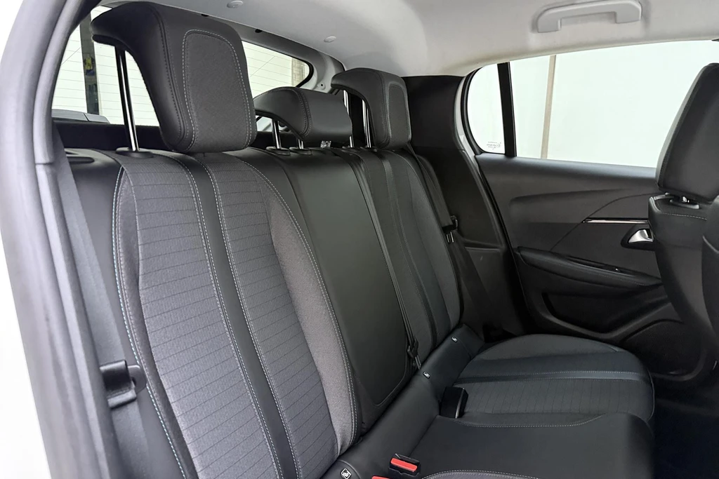 Peugeot 208 – foto 14