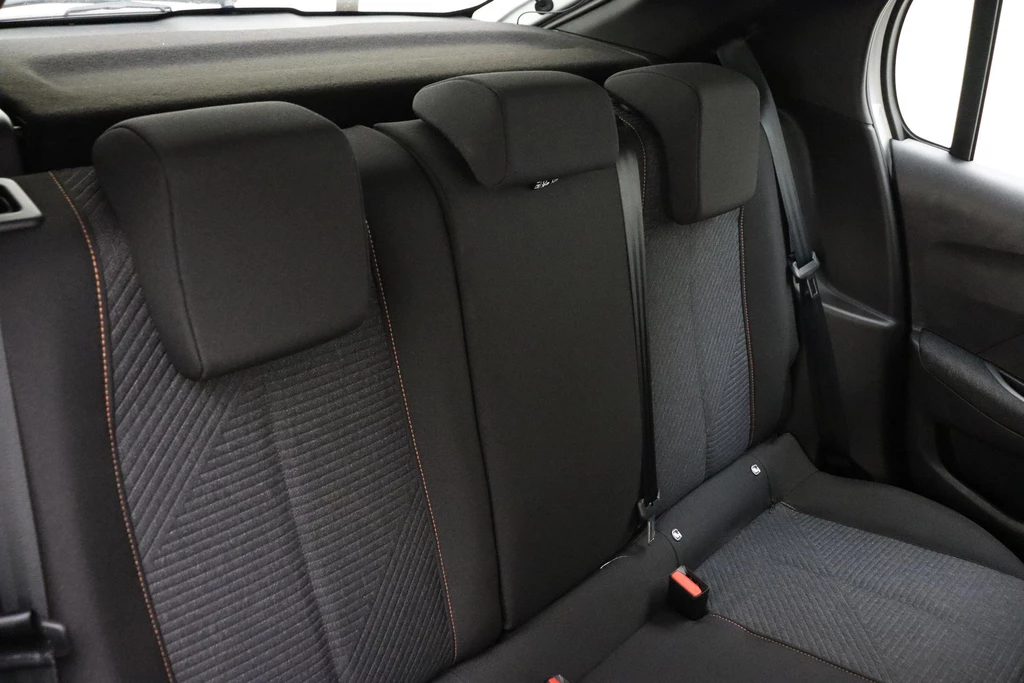 Peugeot 208 – foto 16