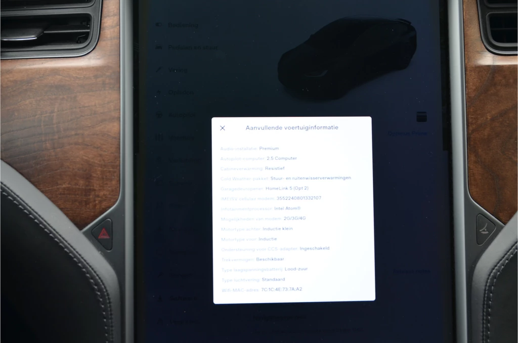 Tesla Model X – foto 25