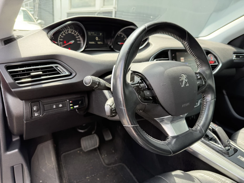 Peugeot 308 – foto 8