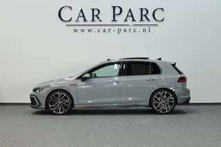 Volkswagen Golf – thumbnail 1