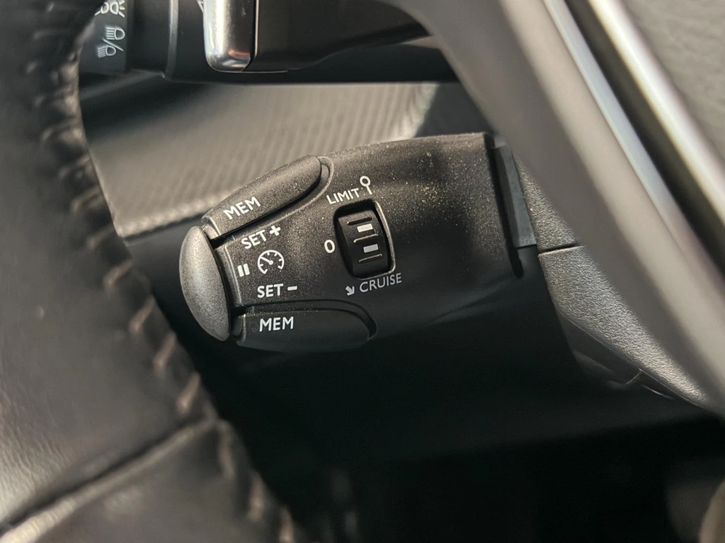 Peugeot 208 – foto 29
